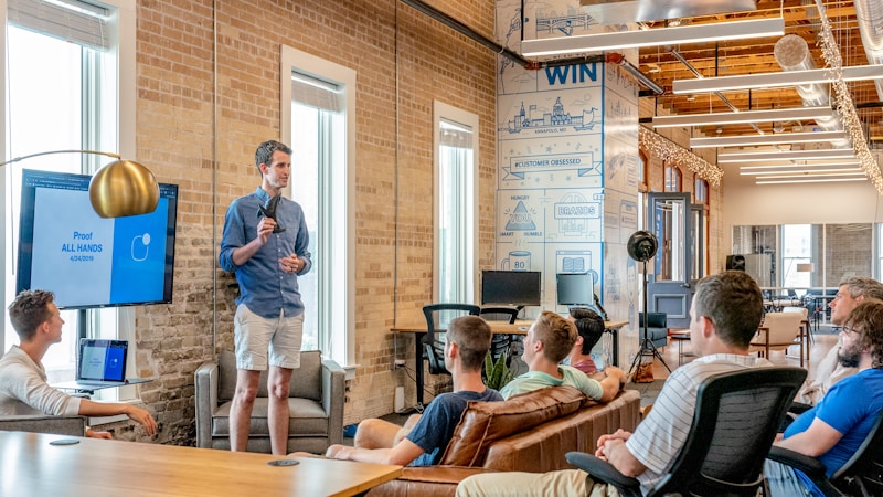 Proved ABM program drives 2.8x larger deals.